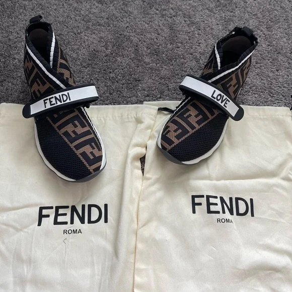 FENDI sneakers size 38 - Picture 2 of 12